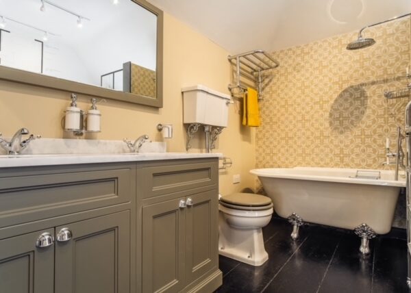 8 things to consider when planning your new bathroom